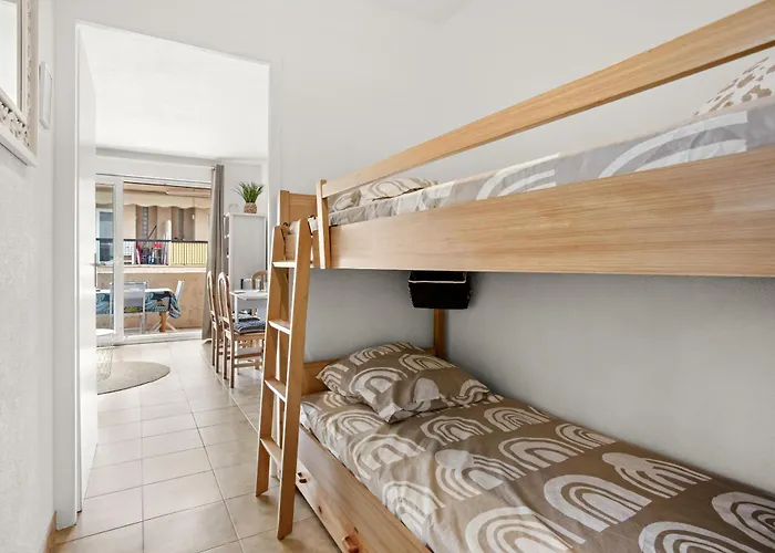 Le Castello 150m De La Fréjus