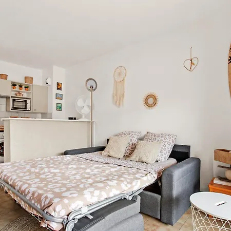Apartamento Le Castello 150m De La